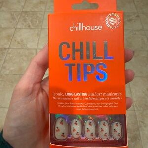 Chillhouse CHILL TIPS Press-On Nails — White with Red Cherry Design
